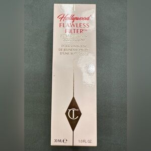 CHARLOTTE TILBURY
Hollywood Flawless Filter